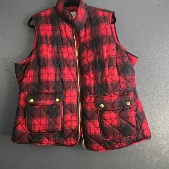 St. John's Bay Jackets & Blazers - St. John's Bay Quilted Red and Black Checkered Vest